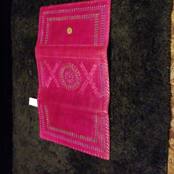 WOMEN'S WINE HANDMADE LEATHER CLUTCH WALLET - Picture 3 of 7